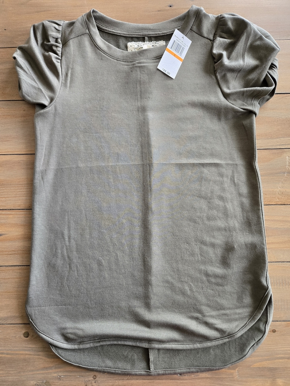 Women's Puff Sleeve Scoop Neck Top in Olive